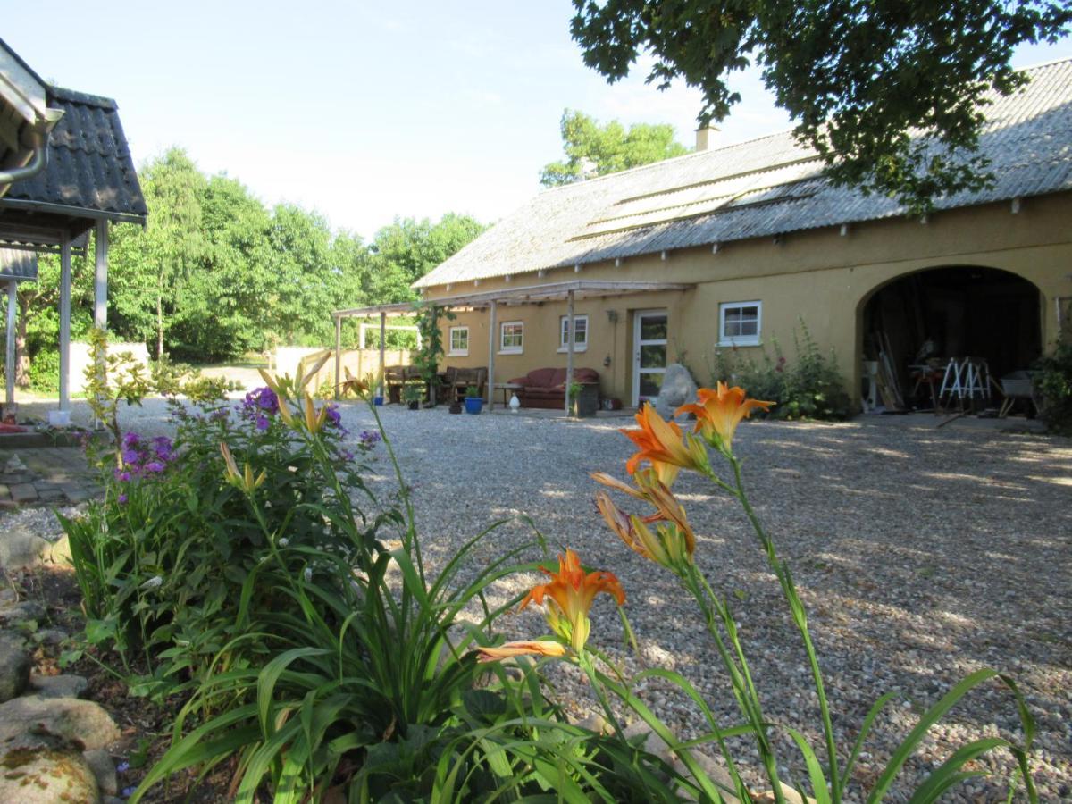 Hotel Okker Gokker Garden Allingåbro Exterior foto